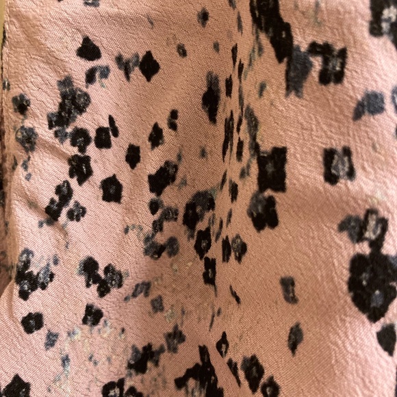 Aritzia Sunday Best Skirt - Picture 2 of 7